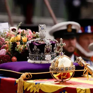 Какая судьба ждет британскую монархию после смерти Ее Величества Елизаветы II?