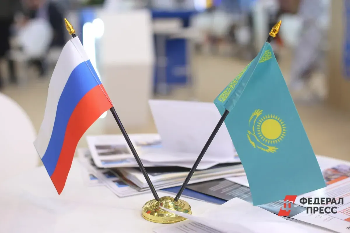 Financial Times: Казахстан ограничит параллельный импорт в Россию