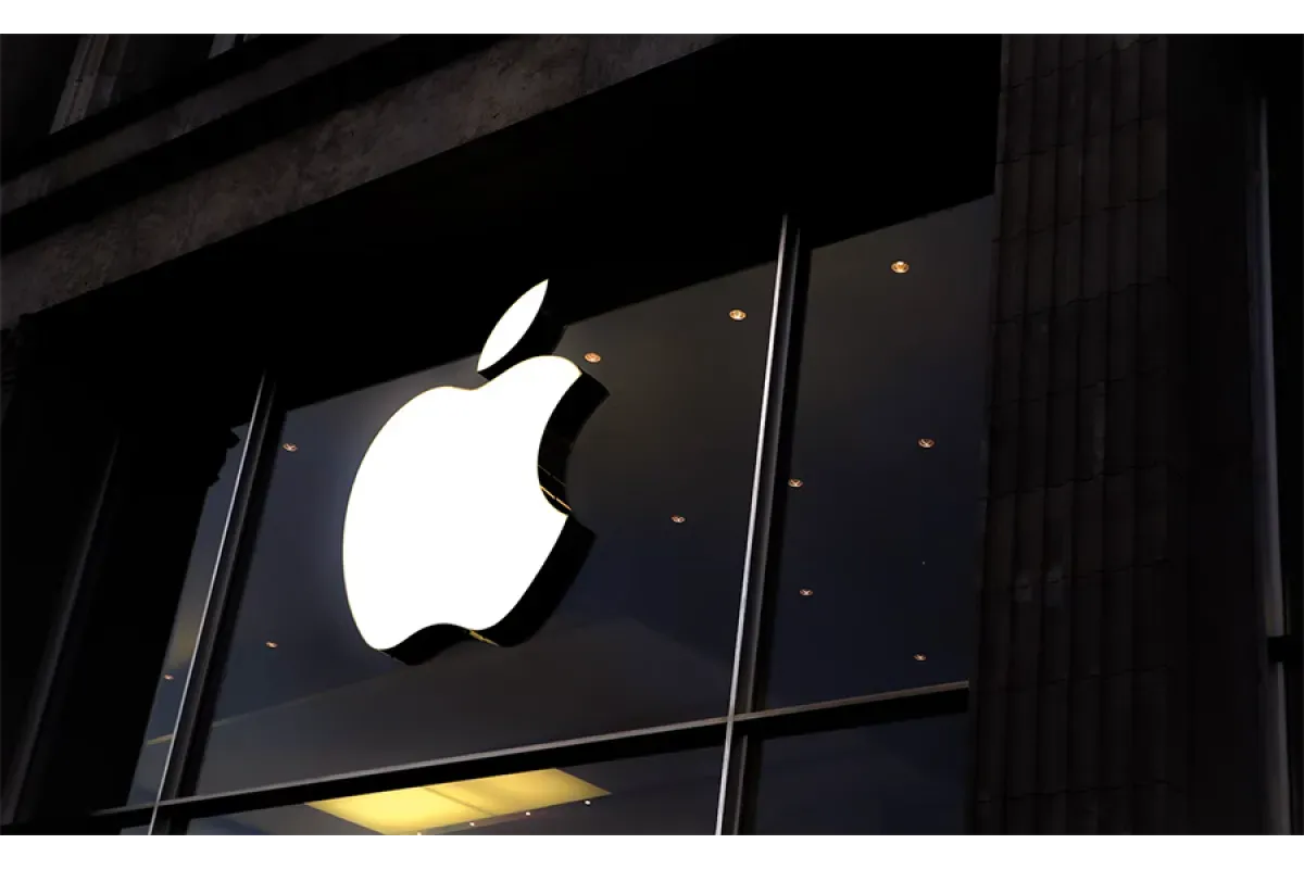 Apple отрицает, что сотрудничает с американской разведкой