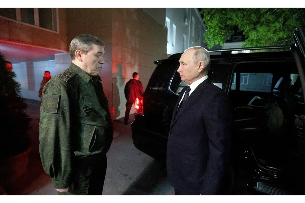 Путин посетил штаб ВС России в Ростове и заслушал доклад о ходе СВО