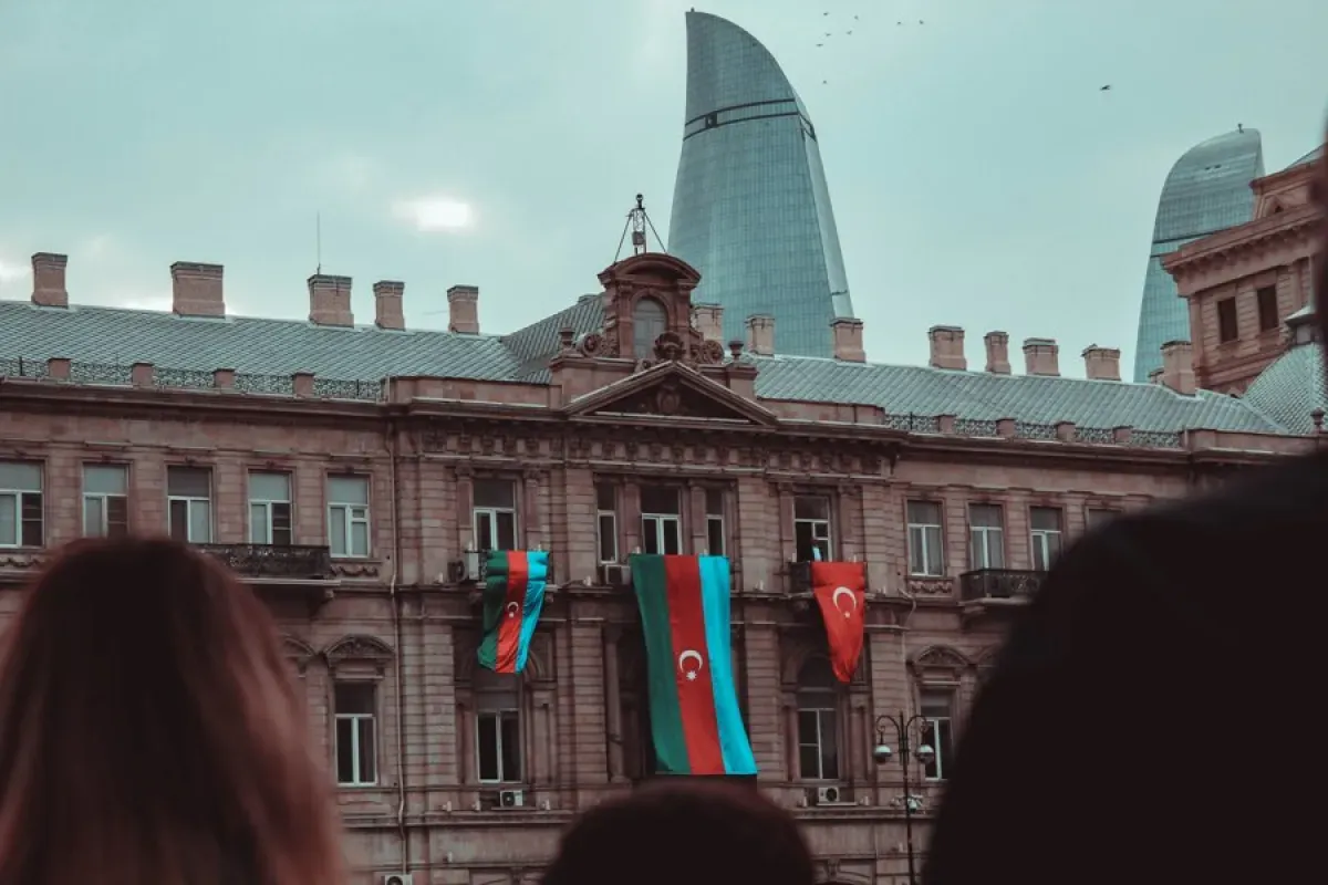 Азербайджан арестовал бывшего президента Нагорного Карабаха Арутюняна