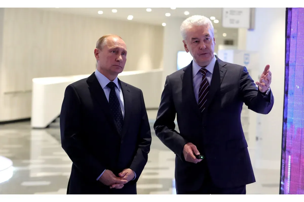 Путин поздравил Собянина на инаугурации мэра Москвы