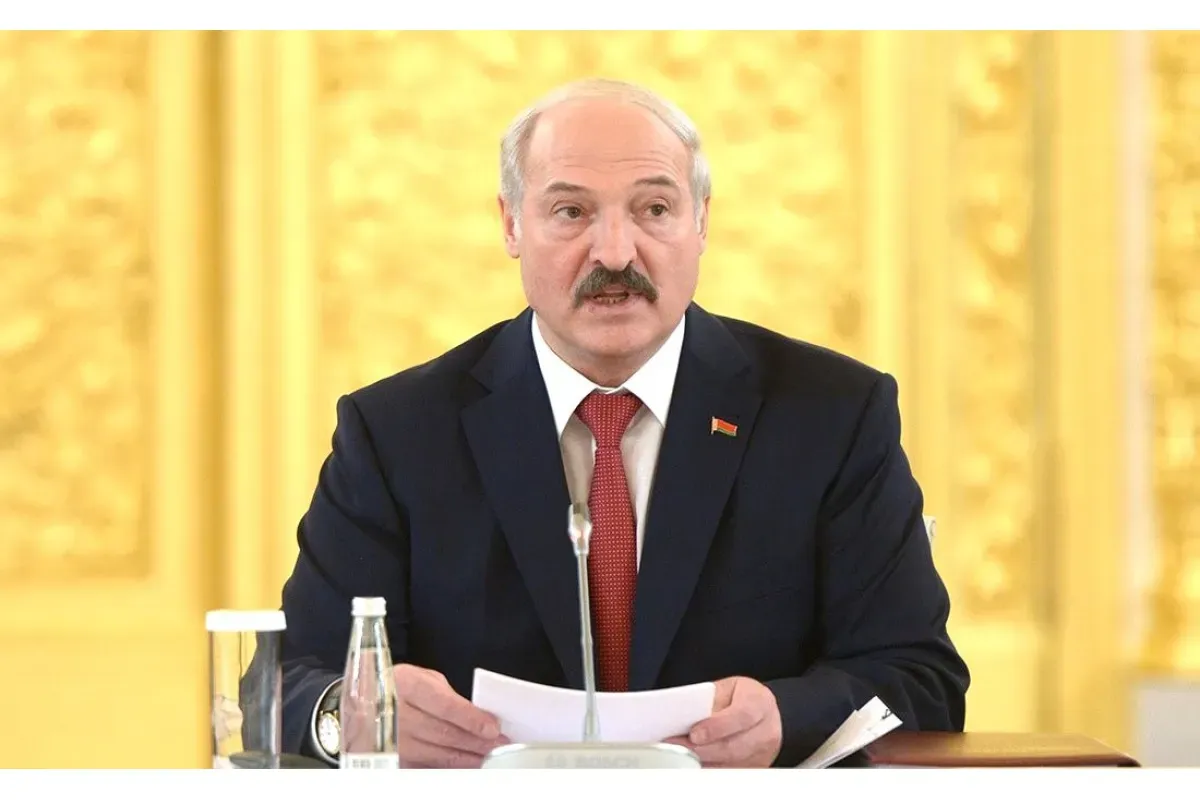 Лукашенко: Беларусь хочет от России компенсацию из-за строительства БелАЭС