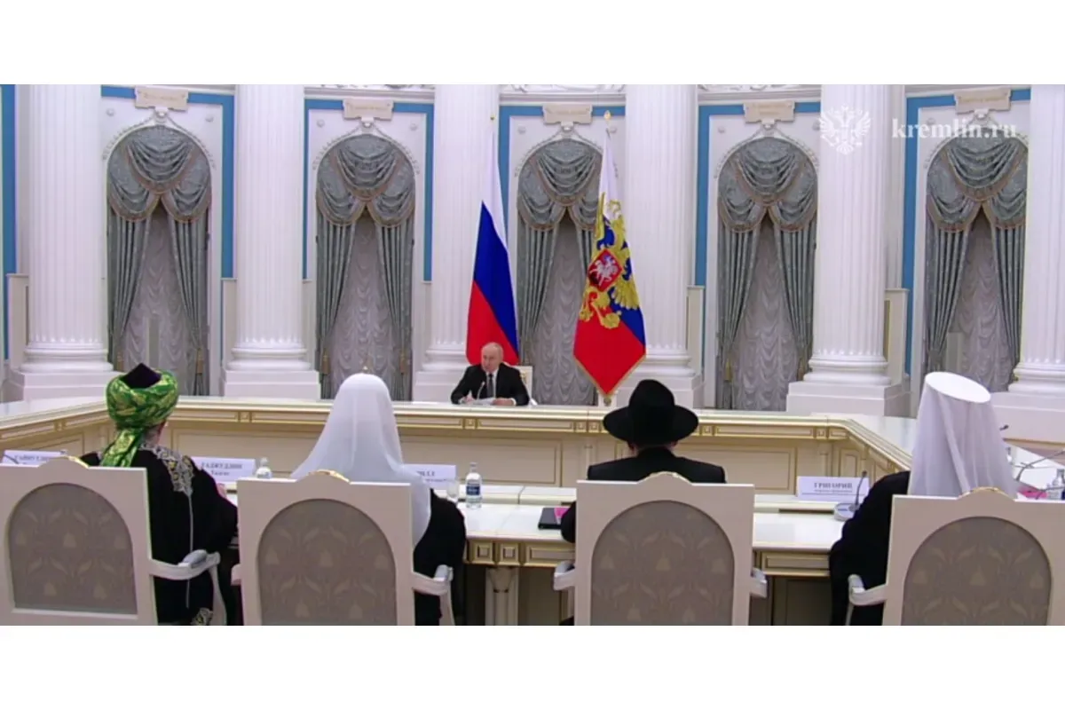 Владимир Путин встретился с представителями религиозных конфессий