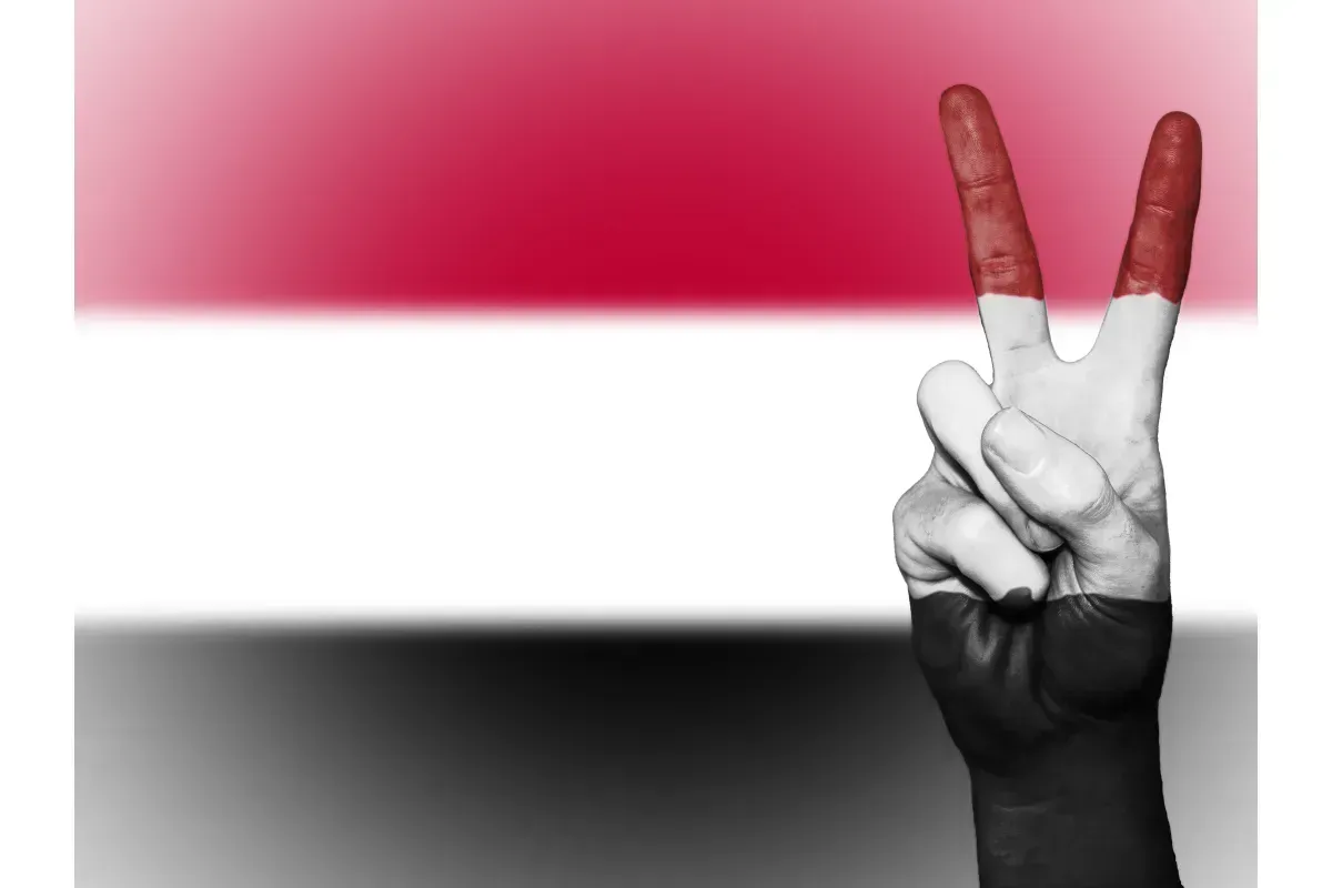 коллаж на тему флага Йемена