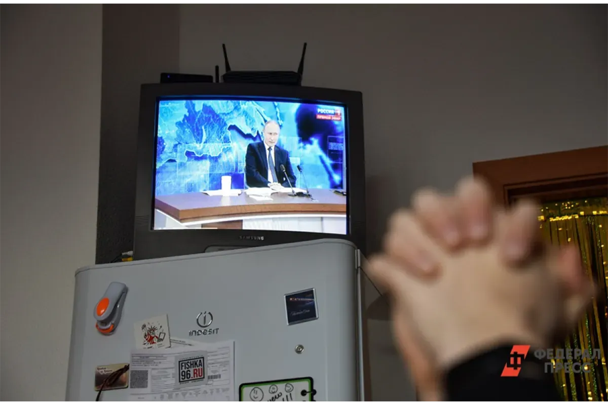 Президент РФ Владимир Путин на телевидении